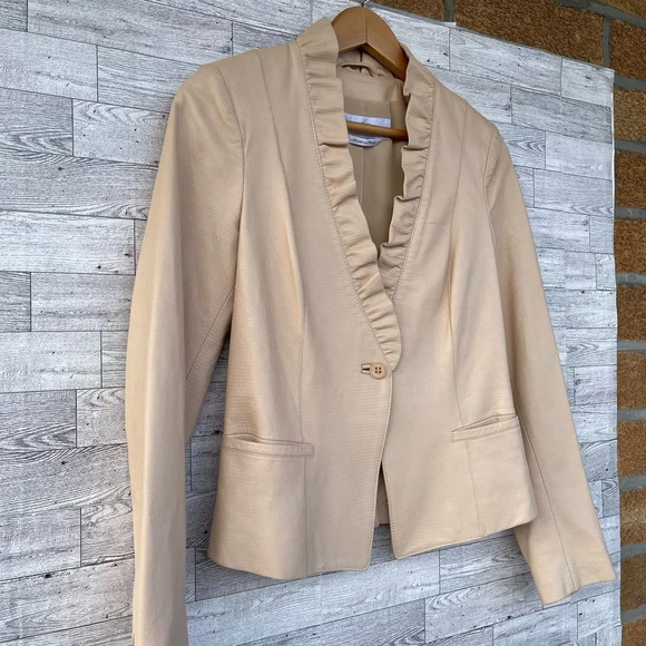 MaxMara leather jacket ruffle collar size 4 - Picture 3 of 15